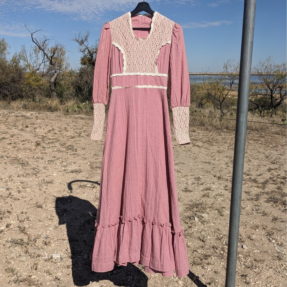 Vintage 70s Cottagecore Prairie Maxi Dress XS Pink Lace Empire Waist Boho Ruffle